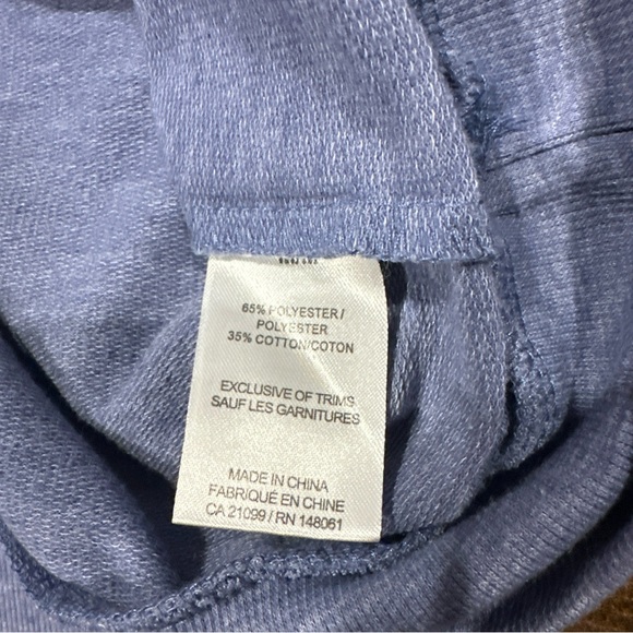 Disney Lilo & Stitch Women’s Pullover Sweater size Medium Blue - Picture 7 of 8